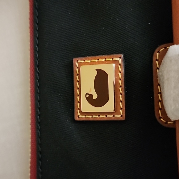 Dooney & Bourke Wayfarer Zip Tote - Picture 3 of 8